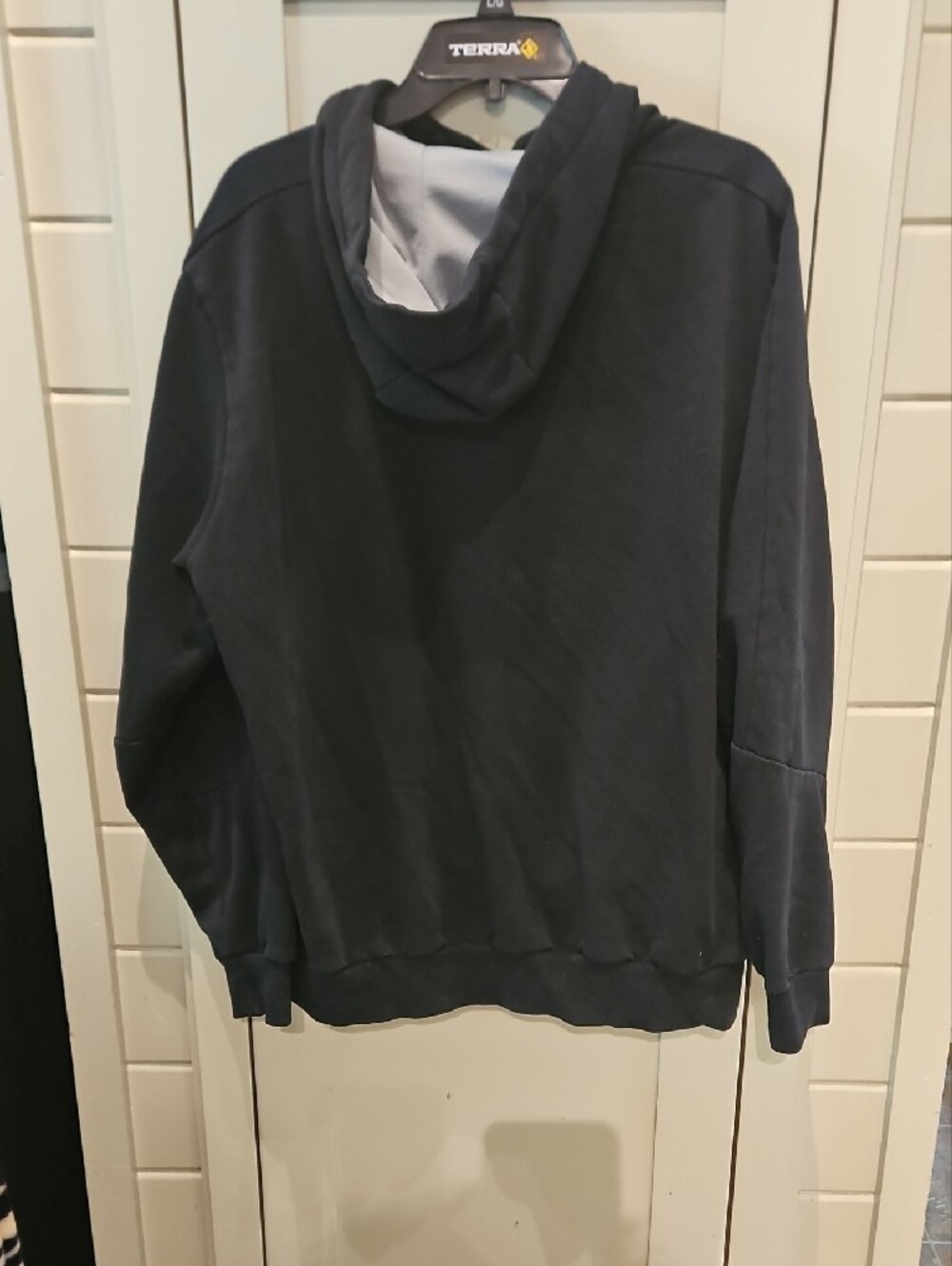 Puma Black Hoodie with White Logo Sz Large - Picture 7 of 7